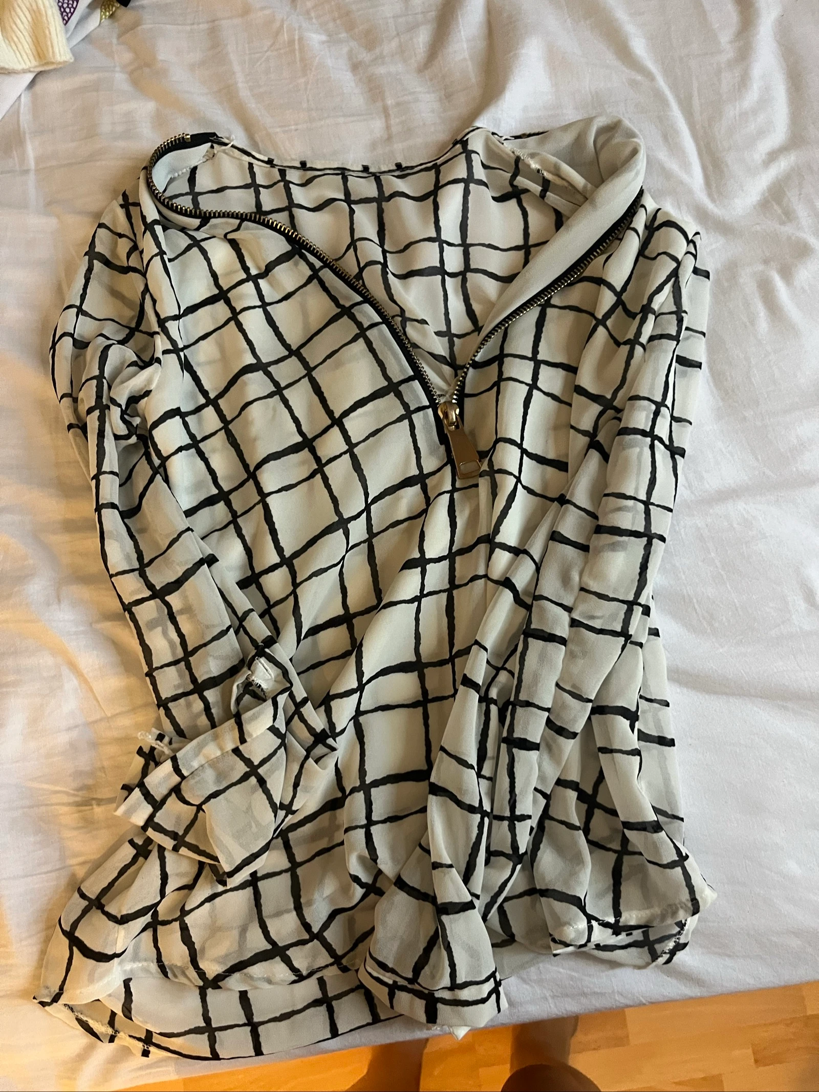 Lots de vêtements taille M – photo 3
